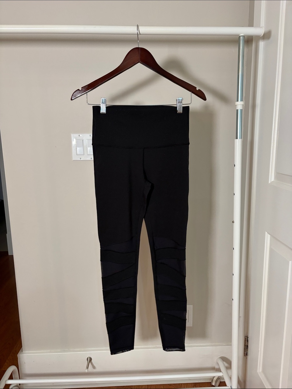 IVIVVA Black High-Waisted Mesh Panel Leggings - Girls 14